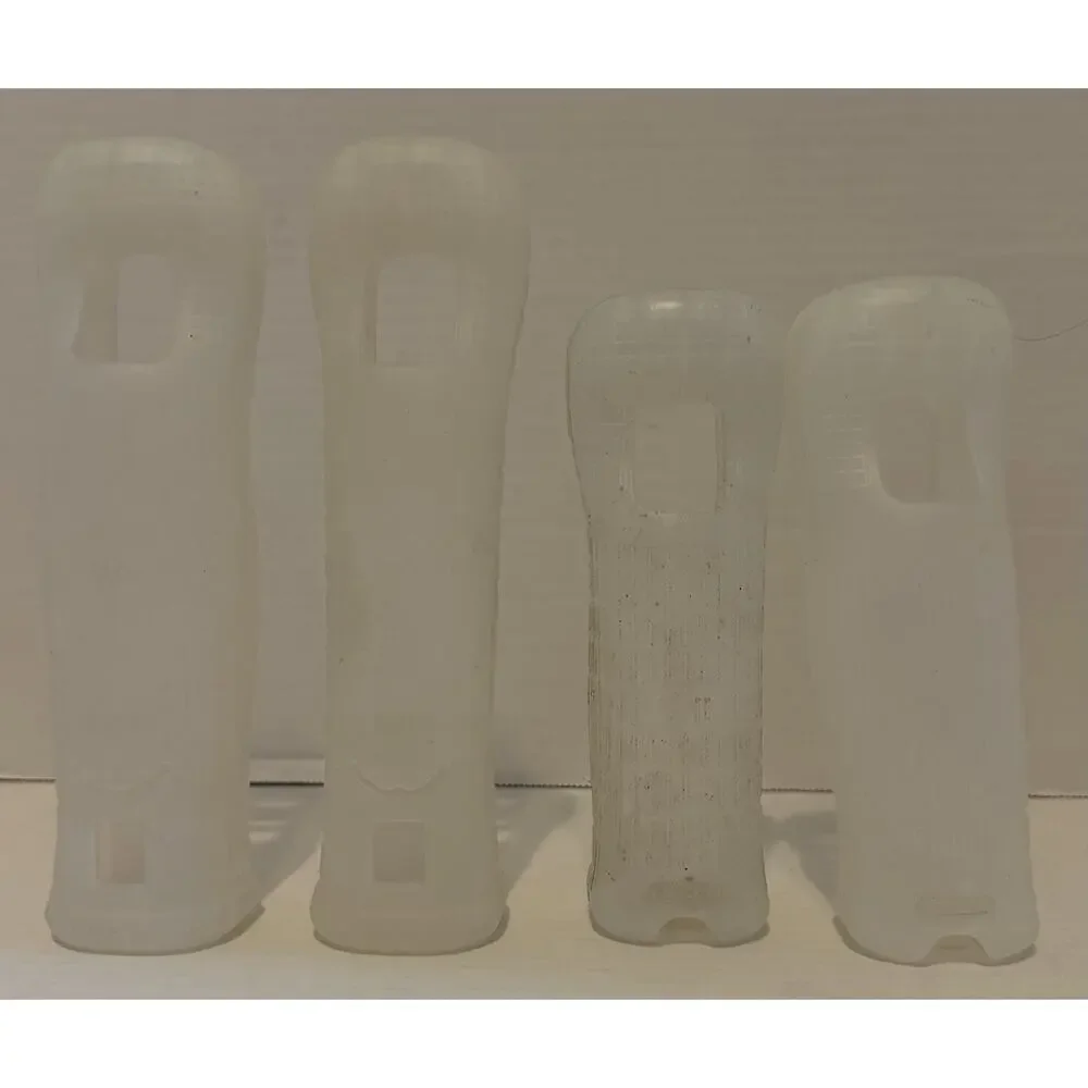 Nintendo WII OEM Case Cover Nintendo Wii Remote ControllerMotion Plus Lot of 4